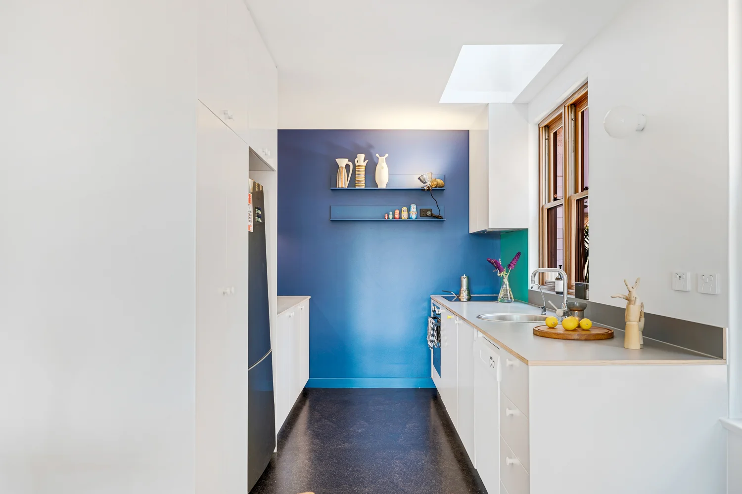 Kamber_-_Kitchen_-_Woollhara_-_Web-2